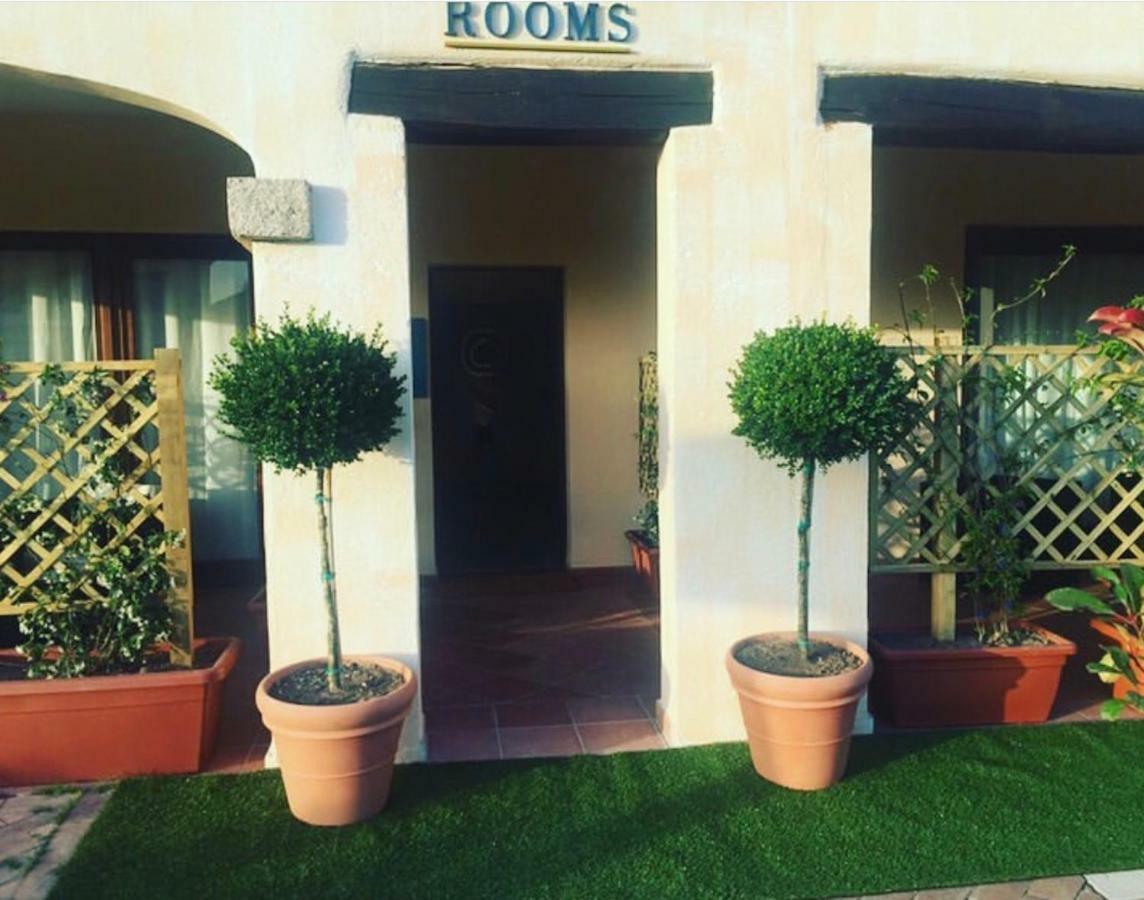 Esmeralda'S Rooms ポルト・サン・パーオロ エクステリア 写真